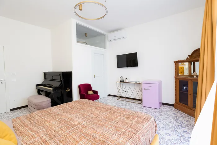 Deluxe with terrace-15